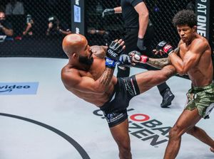 ONE Fight Night 10: Sajikan Perebutan Tiga Duel Gelar Juara ONE Fight Night 10: Sajikan Perebutan Tiga Duel Gelar Juara