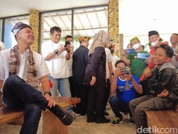 Dialog Gayeng Farel-Ganjar saat Bercanda di Banyuwangi