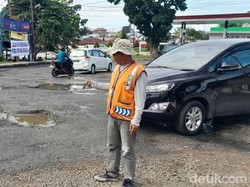 Pemprov Bengkulu Hibahkan Jalan Rusak ke Pemkot