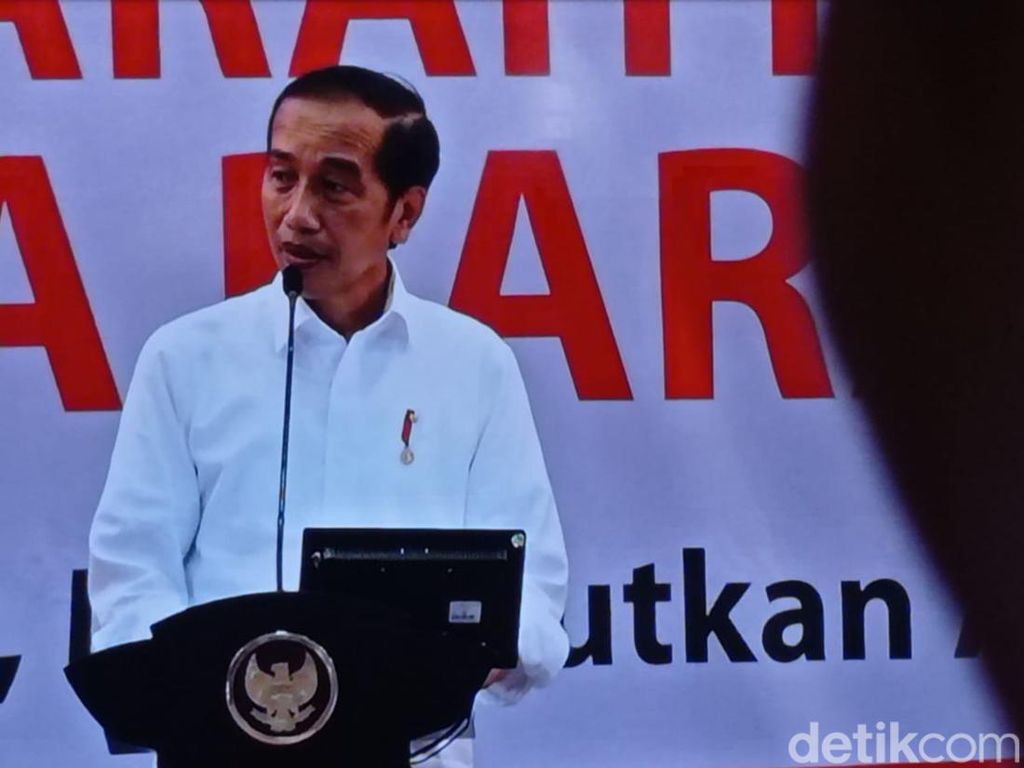 Jokowi Tegaskan Tak Akan Maju 3 Periode: Taat Konstitusi dan Kehendak Rakyat