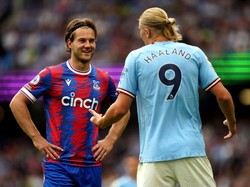 Haaland Tendang Kepala Lawan Sebelum Cetak Hat-trick