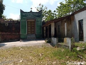 Gunung Wijil Klaten, Tempat Ziarah Para Pemburu Pangkat dan Kekayaan