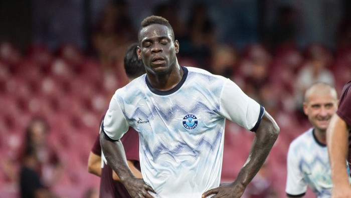 SALERNO, ITALY - JULY 30: Mario Balotelli of Adana Demirspor during Angelo Iervolino Trophy with Adana Demirspor, Reggina 1914 and US Salernitana at Stadio Arechi on July 30, 2022 in Salerno, Italy. (Photo by Ivan Romano/Getty Images)