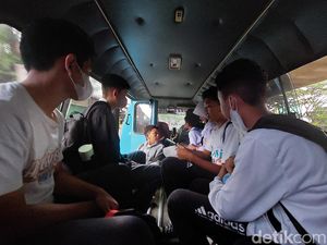 Soal Masuk Sekolah Lebih Pagi, Pakar ITB Soroti Kesiapan Angkutan Umum Soal Masuk Sekolah Lebih Pagi, Pakar ITB Soroti Kesiapan Angkutan Umum