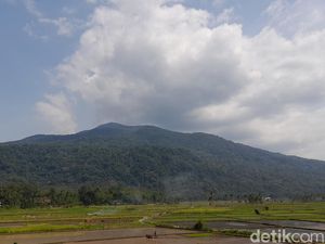 Curug Ciputrawangi Gunung Tampomas Sumedang: Rute dan Harga Tiket Curug Ciputrawangi Gunung Tampomas Sumedang: Rute dan Harga Tiket