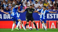 Menariknya, Lewandowski dan Benzema bukan lagi striker belia. Keduanya sudah sama-sama berusia 34 tahun, yang terlihat betul menggunakan pengalamannya dalam urusan menjebol gawang lawan.