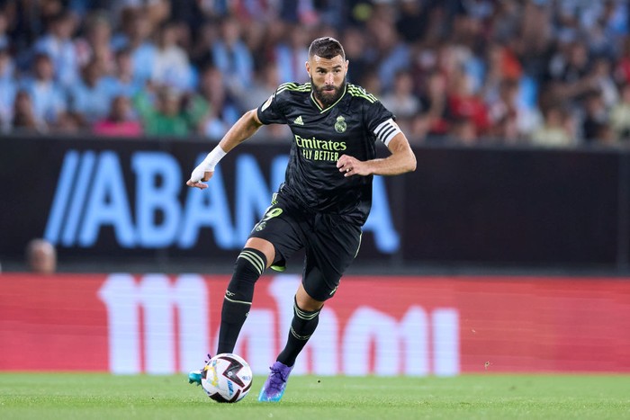VIGO, SPAIN - AUGUST 20: Karim Benzema of Real Madrid CF in action during the La Liga Santander match between RC Celta de Vigo and Real Madrid CF at Abanca-Balaidos on August 20, 2022 in Vigo, Spain. (Photo by Ion Alcoba/Quality Sport Images/Getty Images)