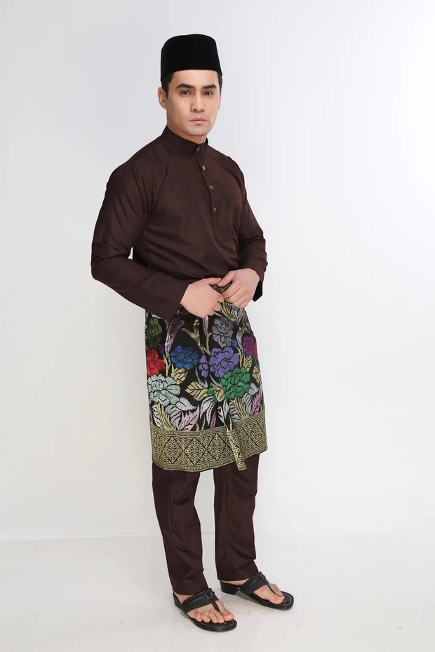 Busana Melayu Cekak Musang