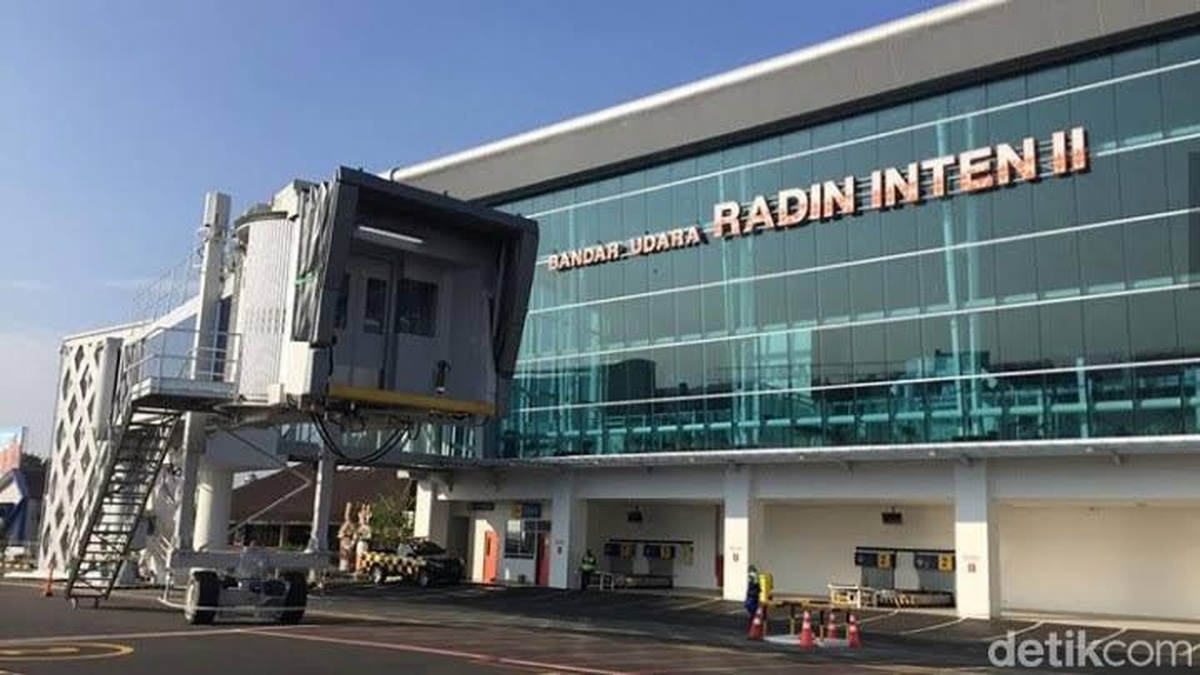 Abu Vulkanik Mereda, Delapan Bandara Kembali Beroperasi Normal