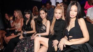 8 Foto BLACKPINK di MTV VMA 2022, Borong Piala Hingga Jadi MC Dadakan