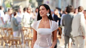 8 Gaya Seleb Paling Kontroversial Sepanjang 2022, Dua Lipa Hingga Julia Fox