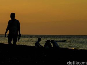 Pantai Tanjung Bastian, Surga Kecil di Utara NTT