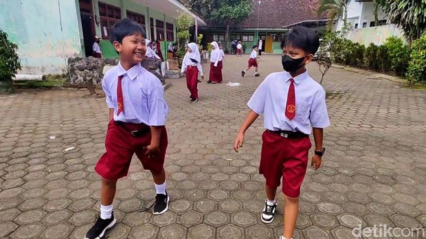 Farel Prayoga saat bersekolah