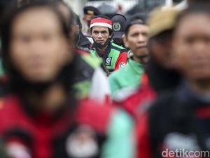 Legislator Terbuka Rapat Bareng Ojol-Aplikator Cari Solusi Potongan Aplikasi Legislator Terbuka Rapat Bareng Ojol-Aplikator Cari Solusi Potongan Aplikasi