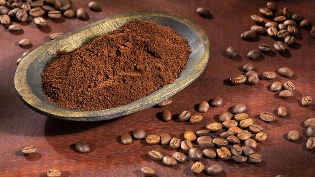 Coffee blends, ground and roasted coffee beans - Coffea