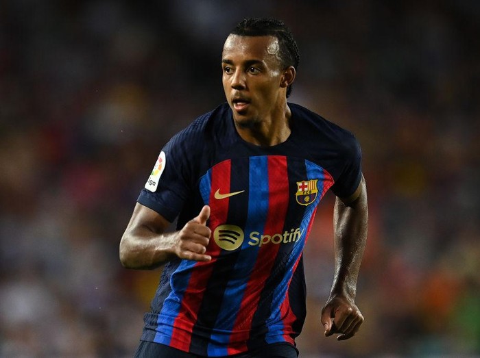 BARCELONA, SPAIN - AUGUST 28: Jules Kounde of FC Barcelona looks on during the LaLiga Santander match between FC Barcelona and Real Valladolid CF at Camp Nou on August 28, 2022 in Barcelona, Spain. (Photo by David Ramos/Getty Images)
