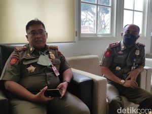 Tempat Hiburan di Malang Pasang Reklame Ajak Minum Alkohol Kena Tipiring Tempat Hiburan di Malang Pasang Reklame Ajak Minum Alkohol Kena Tipiring