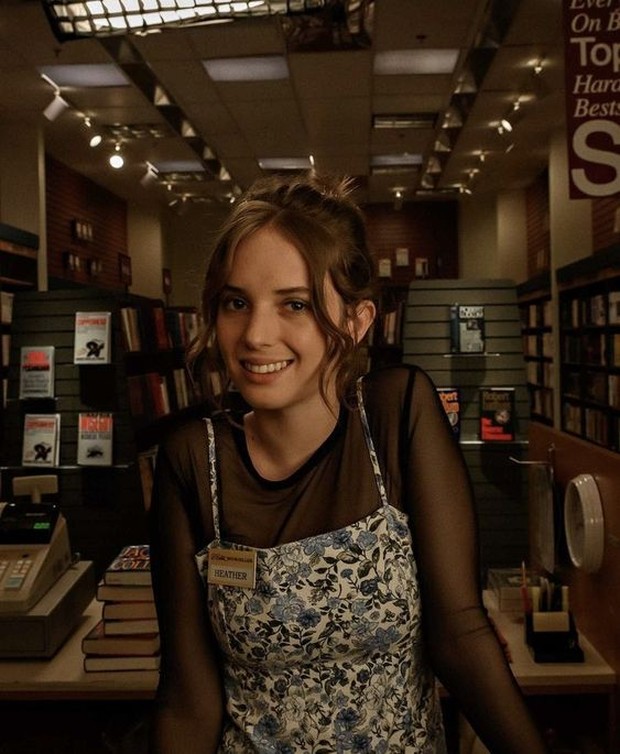 Maya Hawke dalam Film Fear Street Part One: 1994 Maya Hawke