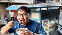 Momen Steven Setiono Crazy Rich Surabaya Bareng Hotman Paris hingga Cicip Bakso