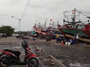 Rencana Kenaikan Harga BBM, HNSI Jateng: 25.841 Kapal Nelayan Terdampak Rencana Kenaikan Harga BBM, HNSI Jateng: 25.841 Kapal Nelayan Terdampak