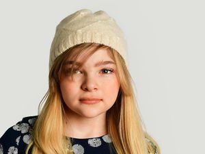 Ini Model Transgender Termuda di Dunia yang Menuai Kontroversi