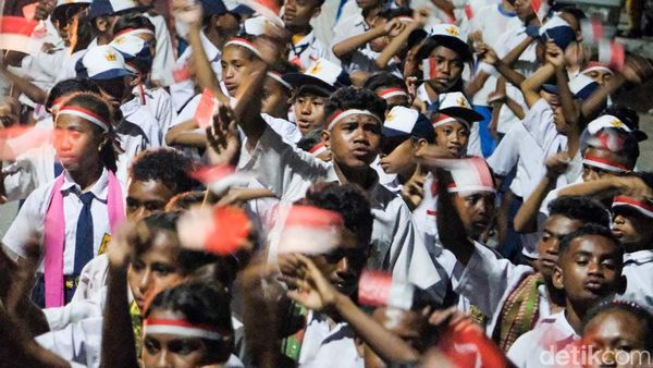 Potret Nasionalisme Lewat Karnaval Budaya di Batas RI-Timor Leste