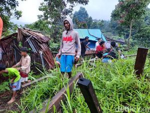 Update Gempa Mentawai: 500 Orang Mengungsi, 4 Bangunan Rusak
