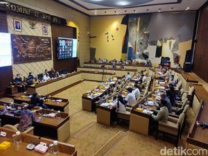 Komisi II DPR Bentuk Panja Bahas RUU Pemekaran Papua Barat Daya Komisi II DPR Bentuk Panja Bahas RUU Pemekaran Papua Barat Daya