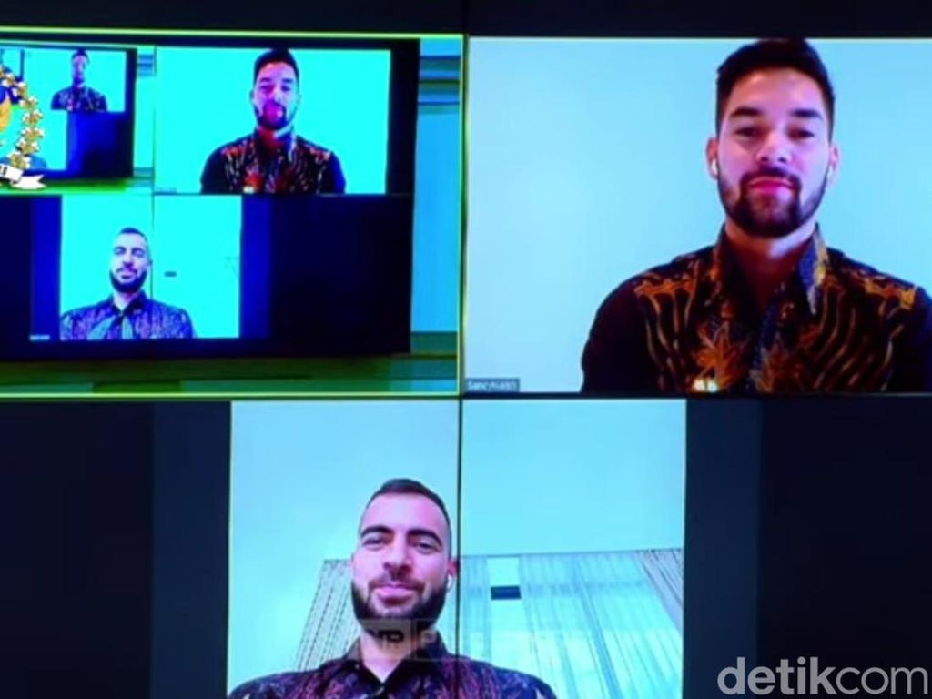 DPR Setujui Naturalisasi Jordi Amat dan Sandy Walsh DPR Setujui Naturalisasi Jordi Amat dan Sandy Walsh