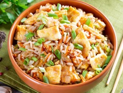 Resep Nasi Goreng Telur Dadar Tanpa Cabe yang Gurih Untuk Bekal