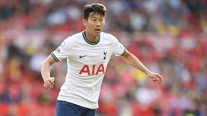 NOTTINGHAM, ENGLAND - AUGUST 28: Son Heung-Min of Tottenham looks on during the Premier League match between Nottingham Forest and Tottenham Hotspur at City Ground on August 28, 2022 in Nottingham, England. (Photo by Michael Regan/Getty Images)