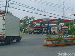 Pembeli Pertalite di Kota Madiun Dibatasi, Pertamina: Itu Inisiatif SPBU
