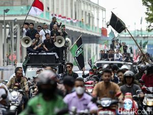 Tolak Rencana Kenaikan BBM, Massa HMI Konvoi ke DPR