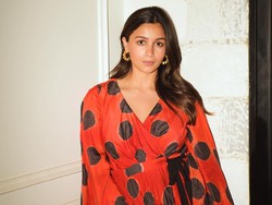 Alia Bhatt Ternyata Tak Suka Keramaian: Aku Canggung Banget!