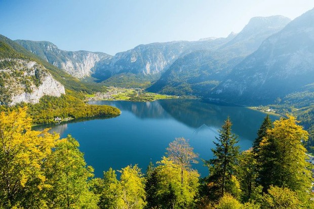 Austria menjadi negara teraman untuk perempuan yang suka solo traveling.