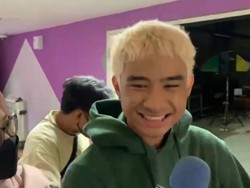 Senyum Devano Danendra Soal Pacar Baru Usai Putus dari Naura Ayu