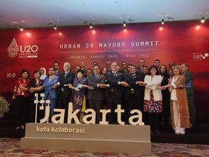 Pertemuan Anies-Gubernur Tokyo, Sepakat Aktifkan Lagi Pertukaran Pendidikan Pertemuan Anies-Gubernur Tokyo, Sepakat Aktifkan Lagi Pertukaran Pendidikan