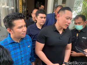 AHY Semangati Emil Dardak yang Sedang Berduka: Kami Seperti Kakak-Adik AHY Semangati Emil Dardak yang Sedang Berduka: Kami Seperti Kakak-Adik
