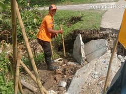 Longsor di Rumpin Bogor, 3 Rumah dan Akses Jalan Rusak