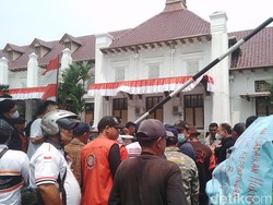 Ratusan Massa Geruduk PN Medan, Minta Mujianto Segera Ditahan