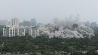 Melihat Lagi Gedung Pencakar Langit Ilegal di India Hancur Dibom
