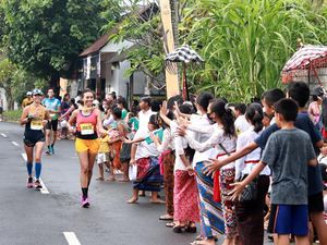 Melihat Lagi Keseruan Maybank Marathon 2022 di Bali Melihat Lagi Keseruan Maybank Marathon 2022 di Bali