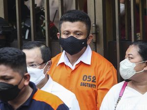 Survei LSI: 50 Persen Responden Ingin Ferdy Sambo Dihukum Mati Survei LSI: 50 Persen Responden Ingin Ferdy Sambo Dihukum Mati