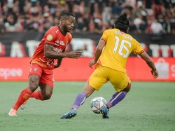 Mantap! Privat Mbarga Selalu Jadi Ancaman Lawan Lewat Sundulan