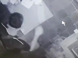 Toko Nicholas Saputra di Banyuwangi Dibobol Maling, Kerugian Rp 28 Juta