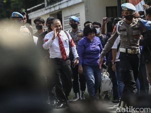 Pengacara Brigadir J Pulang, Kecewa Dilarang Saksikan Rekonstruksi Pengacara Brigadir J Pulang, Kecewa Dilarang Saksikan Rekonstruksi