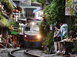 Potret Jalur Kereta di Gang Sempit Hanoi yang Ramai Dikunjungi Wisatawan