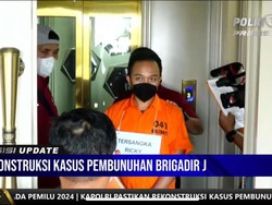 Bripka Ricky Peragakan Naik Lift Lalu Temui Ferdy Sambo di Rumah Saguling