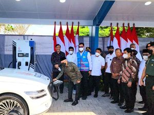 Wapres Puji SPKLU PLN di Bali, Isi Daya Mobil Listrik Cuma 15 Menit