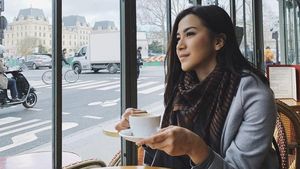 Si Cantik Dita Fakhrana yang Doyan Ngopi di Paris hingga Seoul